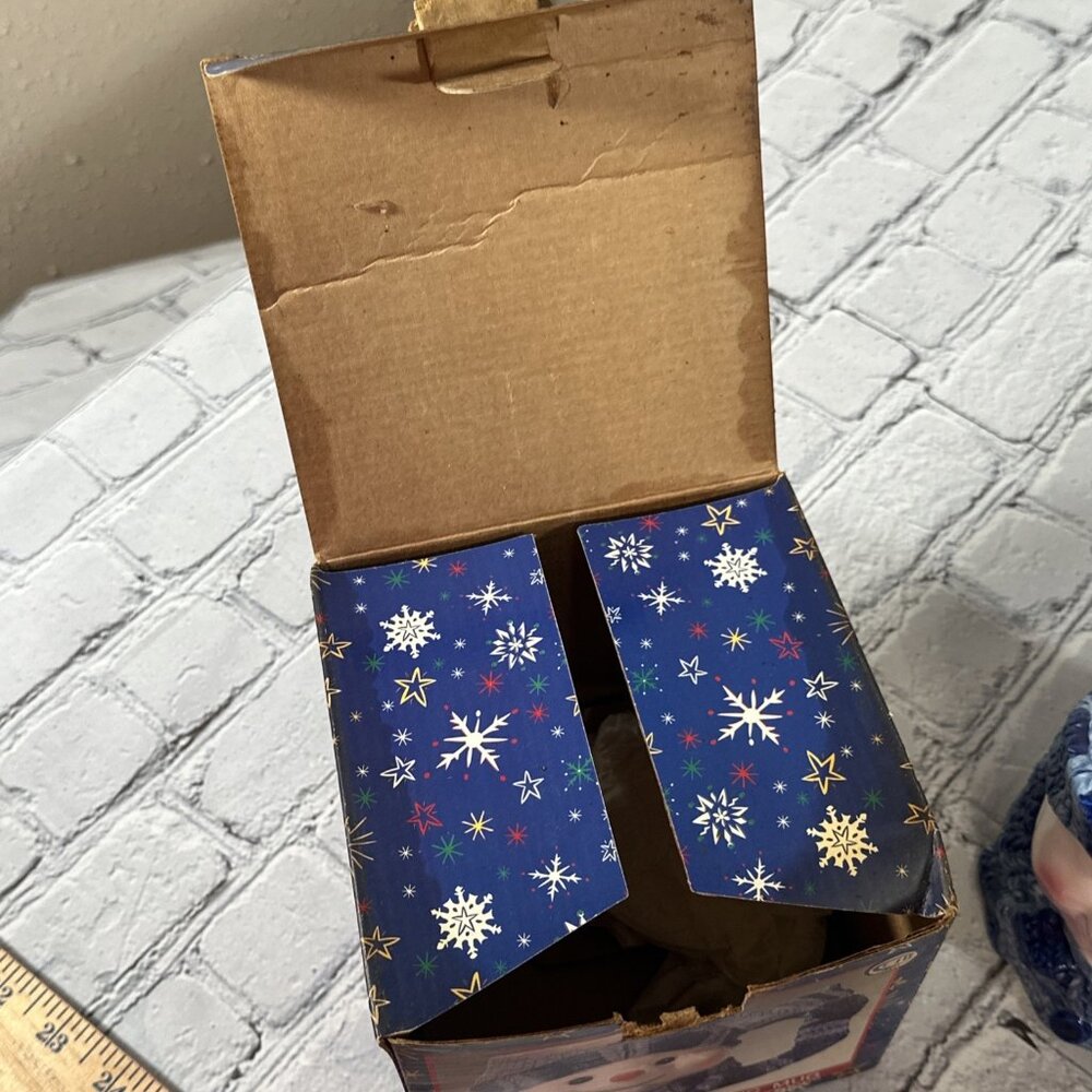 Holiday Workshop Vintage Snowman Ceramic Mug Christmas Blue Knit Hat and Scarf - Picture 10 of 13